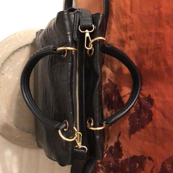 Sondra Roberts Black Pebbled Faux Leather Satchel Crossbody Strap - Picture 3 of 14